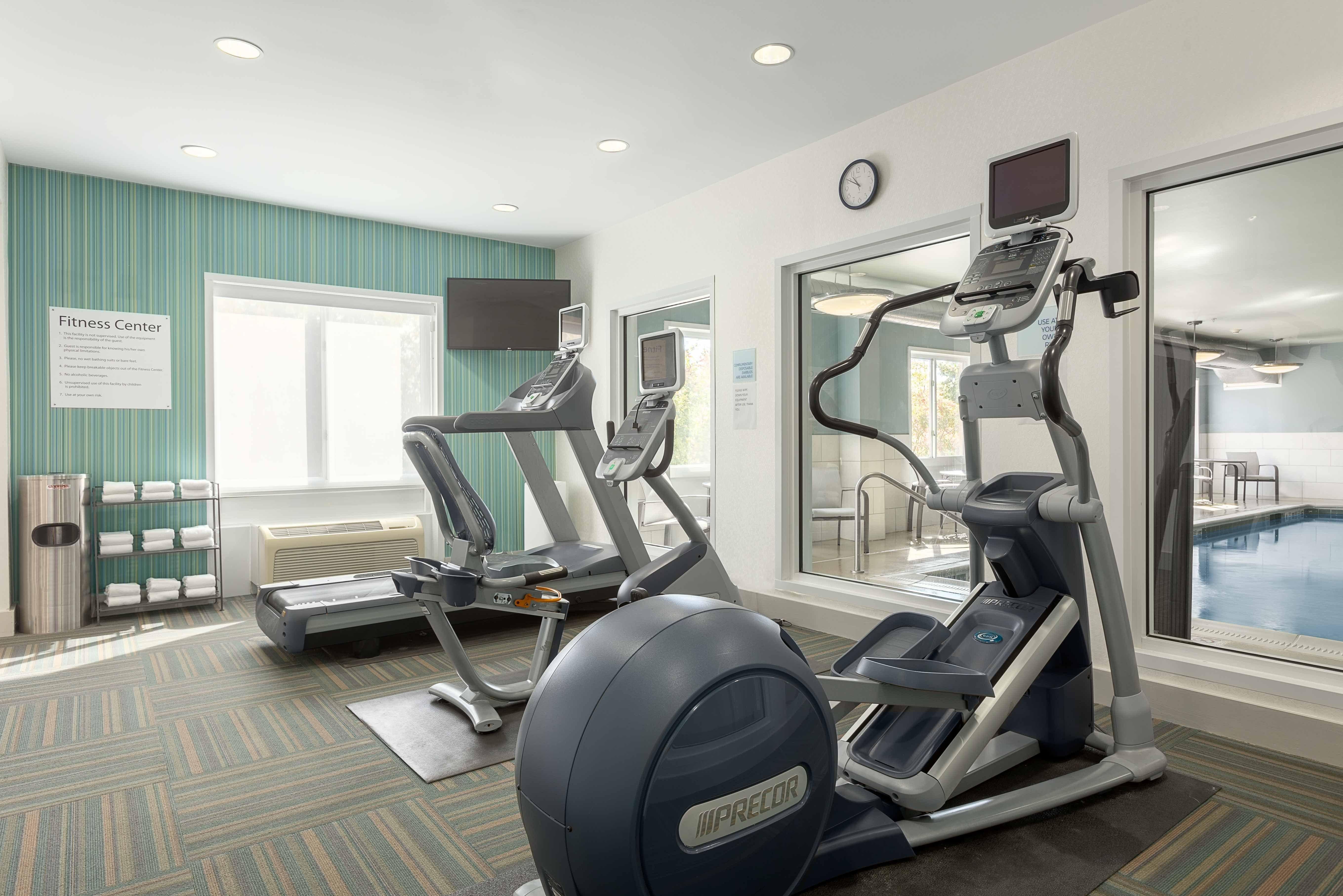 Holiday Inn Express Hotel & Suites Binghamton University-Vestal By Ihg Εξωτερικό φωτογραφία